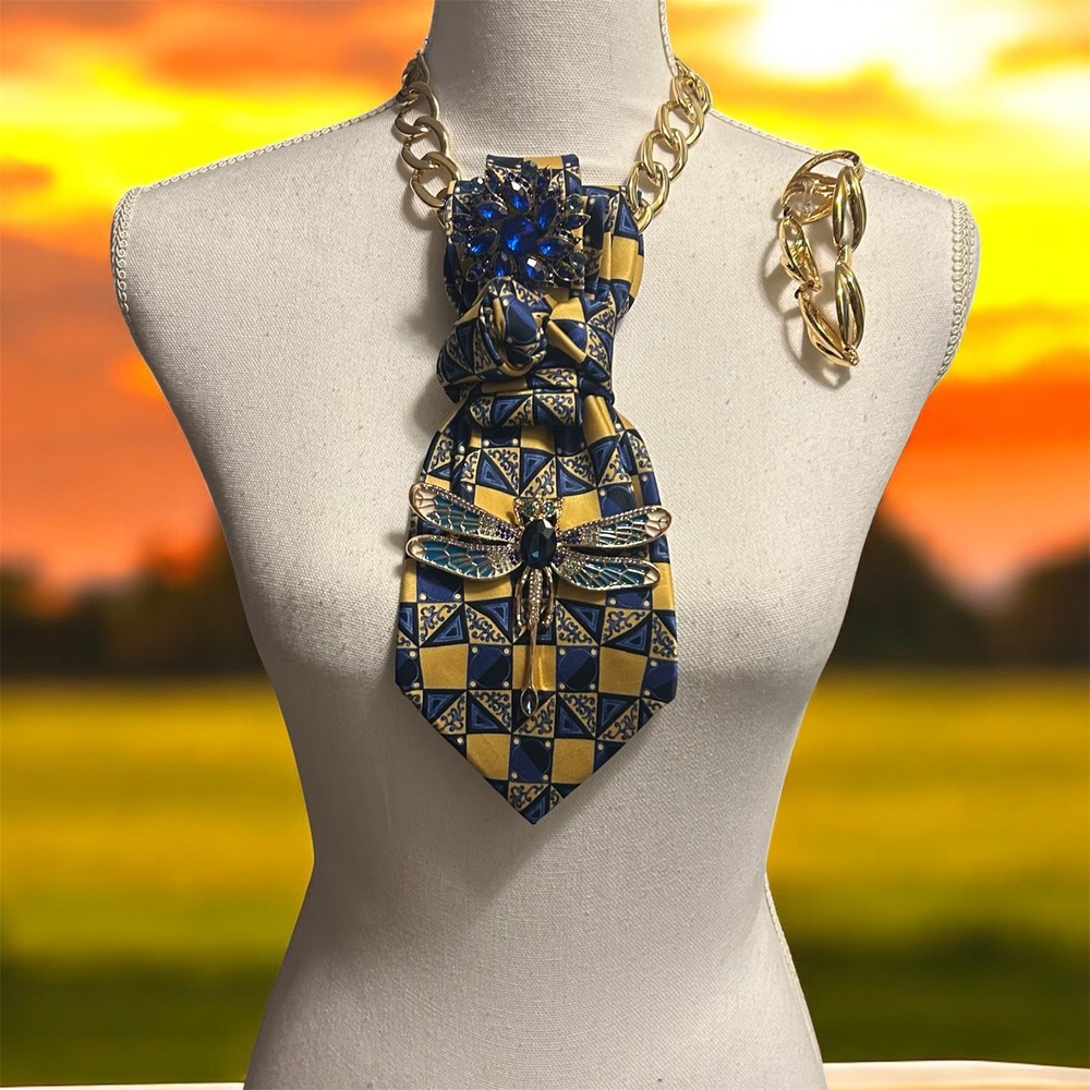 Henry Grethel Repurposed Silk Tie Necklace Set Dragonfly Brooch Gold Tone Chain - Picture 3 of 9